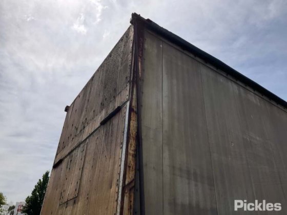 1995 年玛蒂尔达步行地板