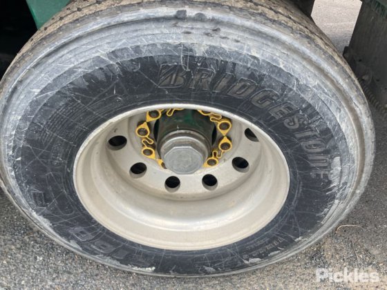 2019年式クルーガーST-3-0D