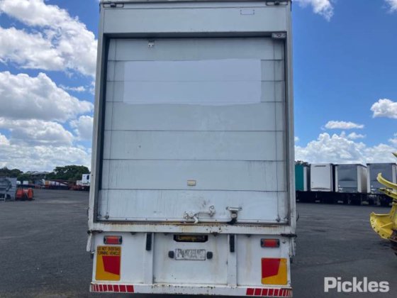 2019年式クルーガーST-3-0D