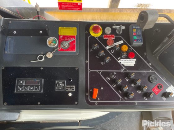 2012 コマツ PC4000