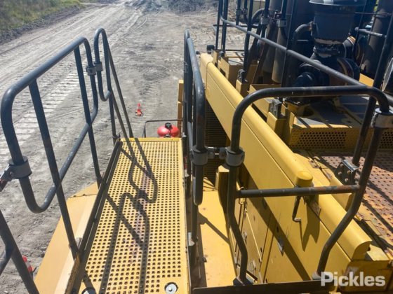 2011年式キャタピラー994F