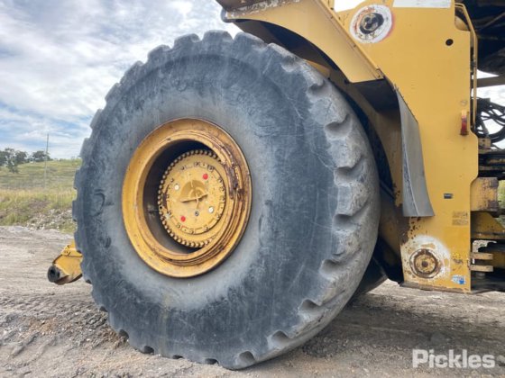 2011年式キャタピラー994F