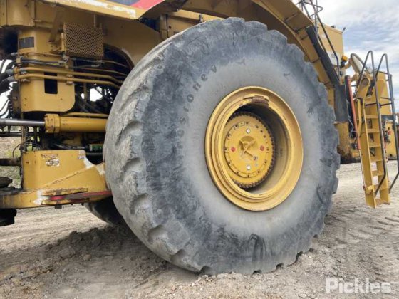 2011年式キャタピラー994F