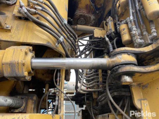 2011年式キャタピラー994F