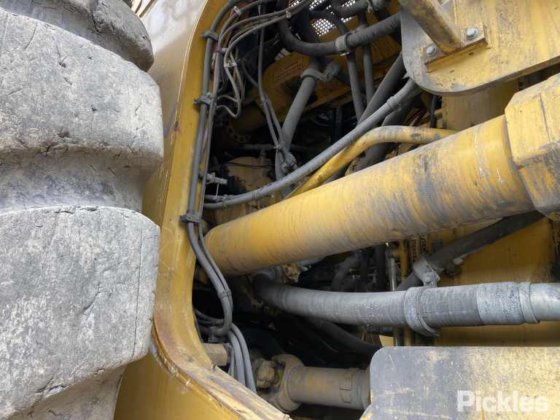 2011年式キャタピラー994F