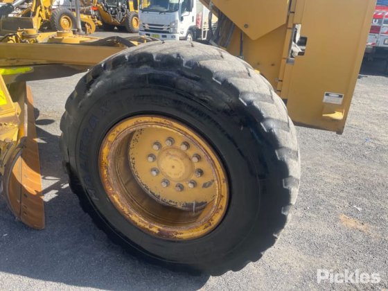 2017年式キャタピラー140M