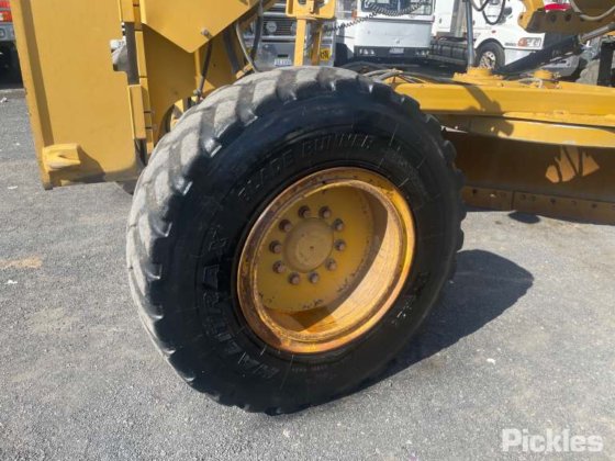 2017年式キャタピラー140M