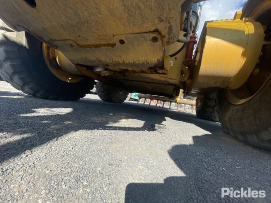 2017年式キャタピラー140M