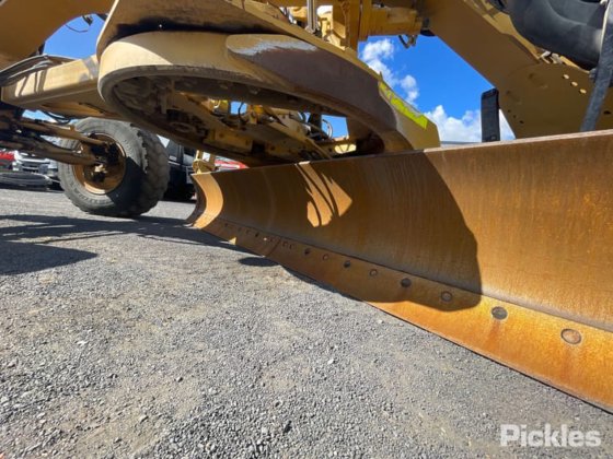 2017年式キャタピラー140M