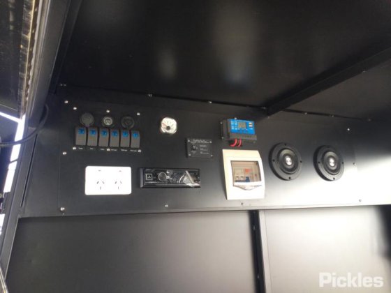 2025 绿色有限公司