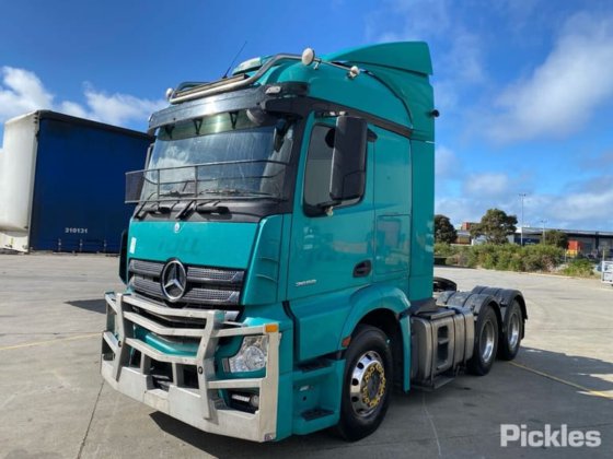 2019 メルセデス ベンツ アクトロス 2658