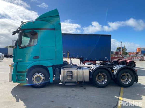 2019 メルセデス ベンツ アクトロス 2658