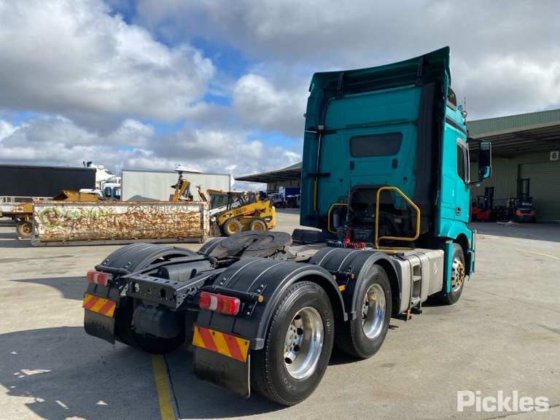 2019 メルセデス ベンツ アクトロス 2658