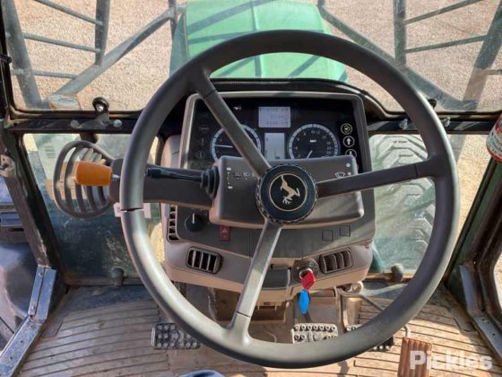 2017 约翰迪尔 6110M