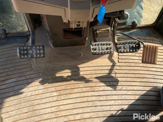 2017 约翰迪尔 6110M