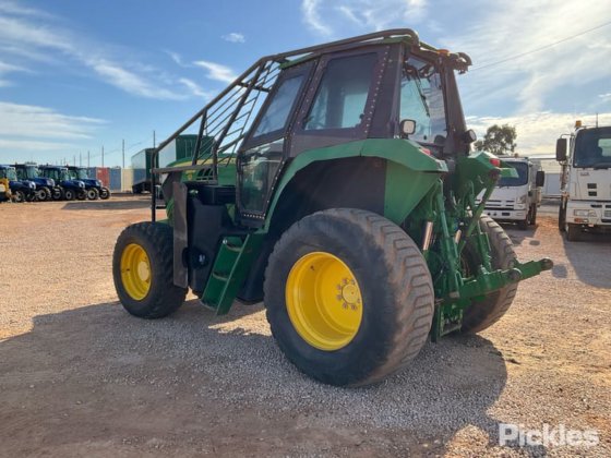 2017 约翰迪尔 6110M