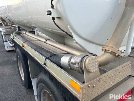 2013年式 マーシャル レスリーン DOG4