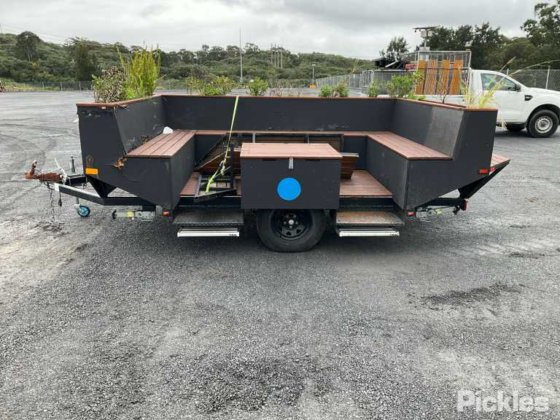 2020 プロアロイトレーラー