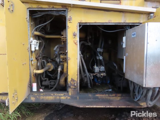 2003 卡特彼勒 775E