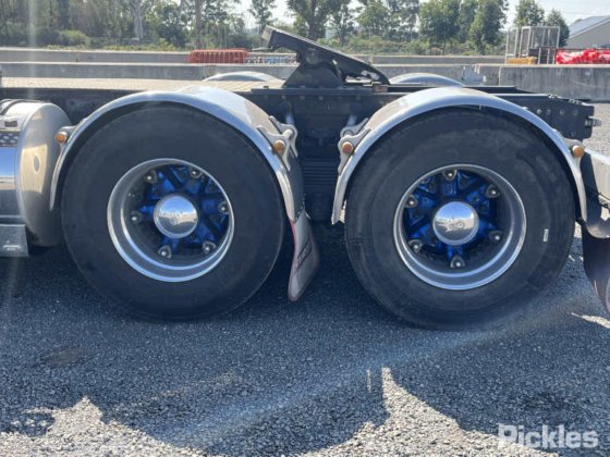 2008年式ケンワース K108