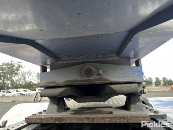 2008年式ケンワース K108