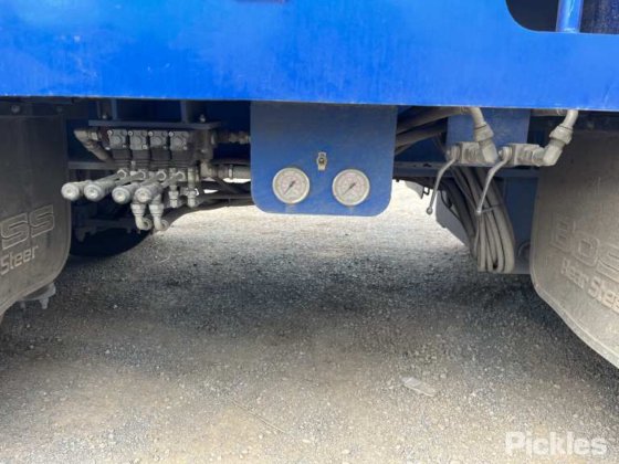 2008年式ケンワース K108