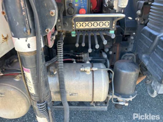 2013年三菱扶桑战斗机1427