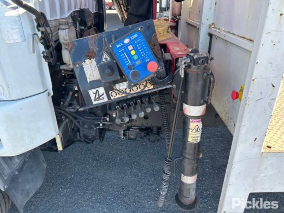 2013年三菱扶桑战斗机1427