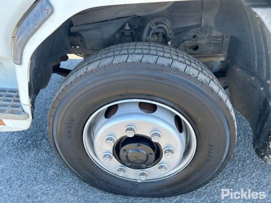 2013年三菱扶桑战斗机1427