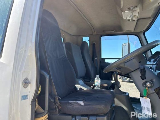 2013年三菱扶桑战斗机1427