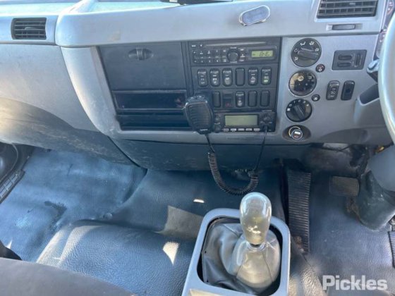 2013年三菱扶桑战斗机1427