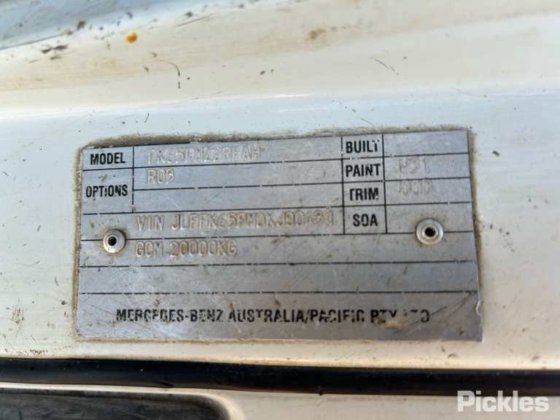 2013年三菱扶桑战斗机1427