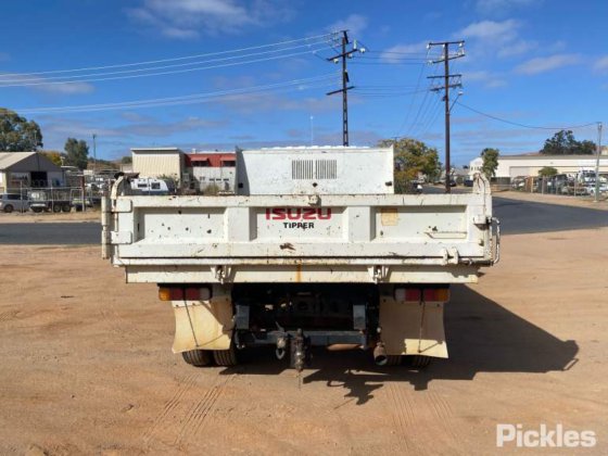 2015年式 いすゞ Nシリーズ