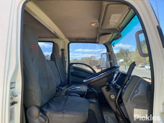 2015年式 いすゞ Nシリーズ