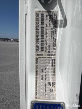 2020 三菱ふそうローザ