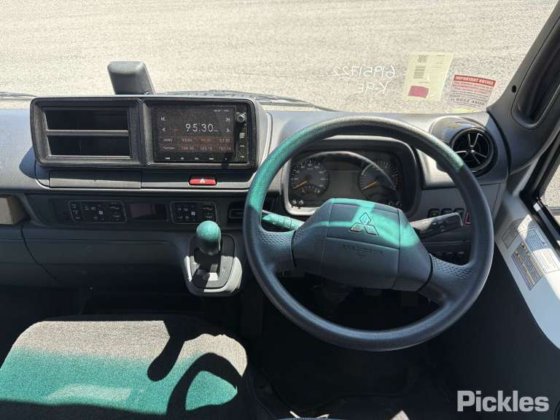 2020 三菱ふそうローザ