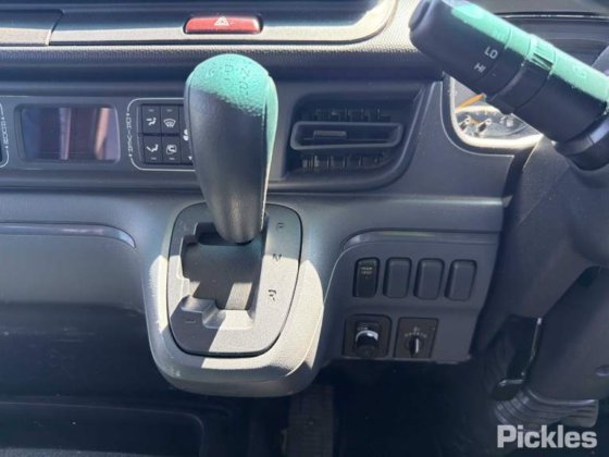 2020 三菱ふそうローザ