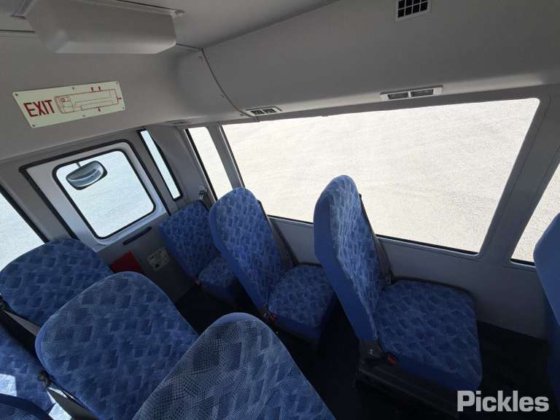 2020 三菱ふそうローザ