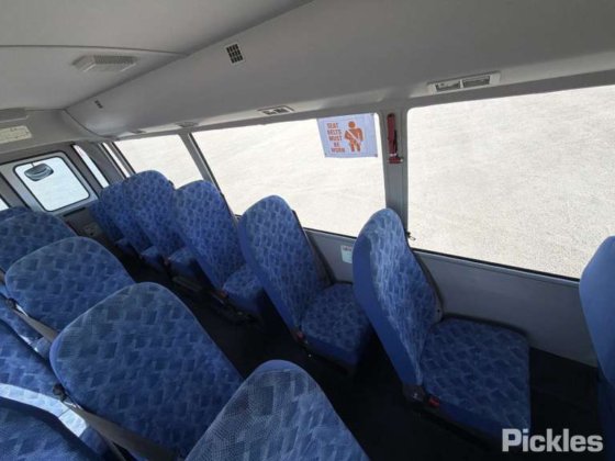 2020 三菱ふそうローザ