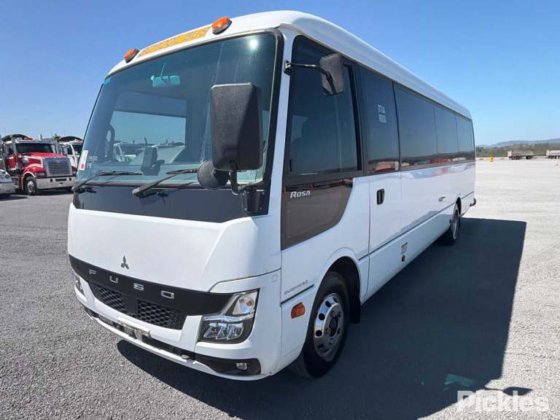 2020 三菱ふそうローザ