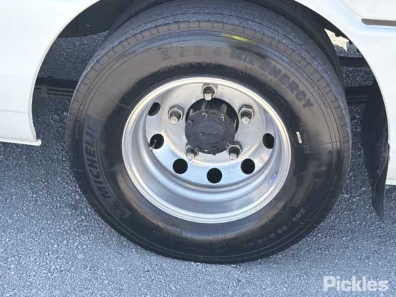 2020 三菱ふそうローザ