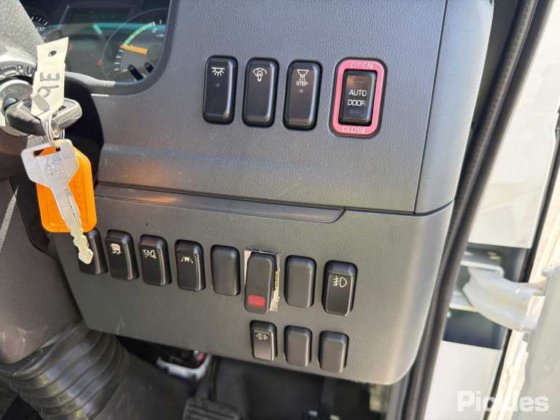 2020 三菱ふそうローザ