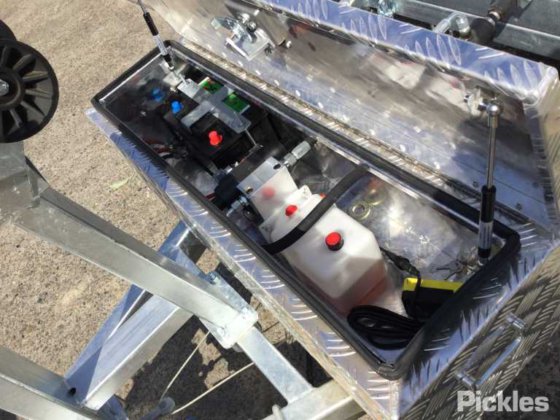 2025 绿色有限公司