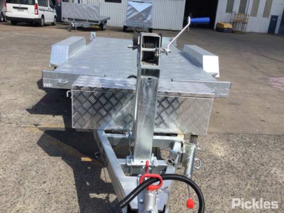 2025 绿色有限公司