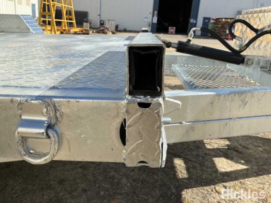 2025 绿色有限公司