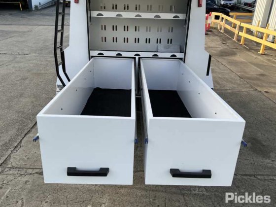 2025 Green Pty Ltd ボックストレーラー