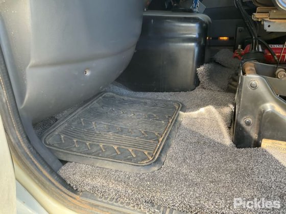 2010 卡特彼勒 CT