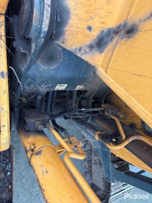 2012年式ヒュンダイ ロベックス 250LC-9