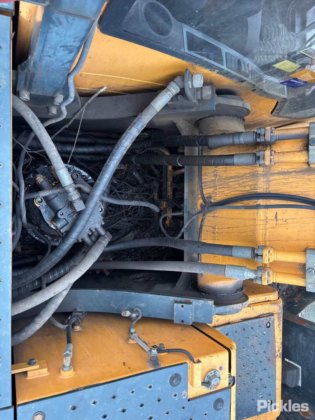 2012年式ヒュンダイ ロベックス 250LC-9