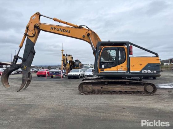 2012款现代Robex 250LC-9